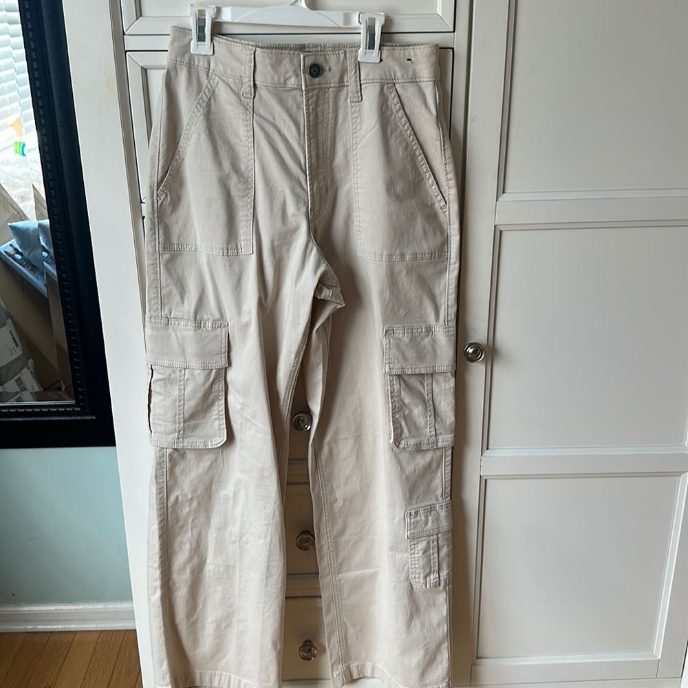 hollister cargo jeans